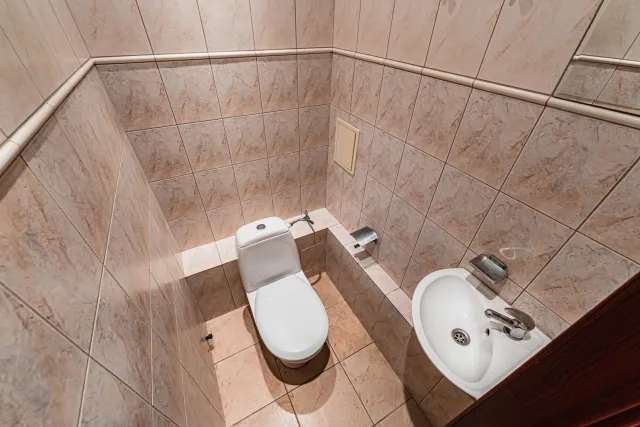 3-комнатная квартира 208.2 кв.м. Калининград г., К. Маркса ул., 42 (фото 12 из 18)