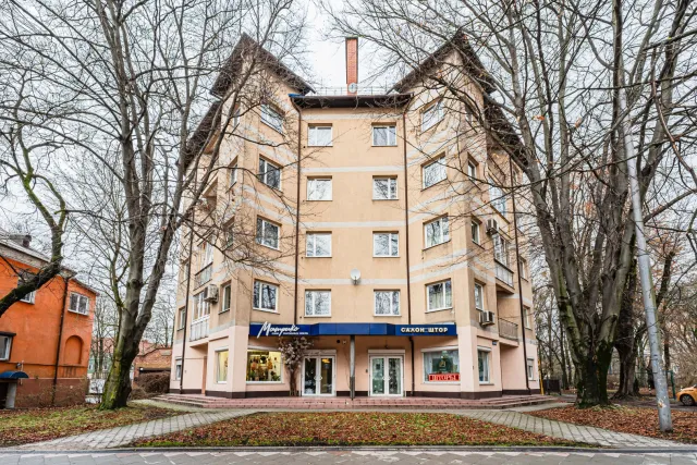 3-комнатная квартира 208.2 кв.м. Калининград г., К. Маркса ул., 42 (фото 2 из 18)