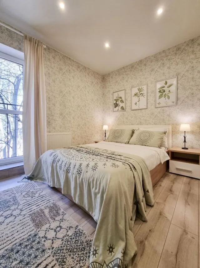 2-комнатная квартира 42.2 кв.м. Светлогорск г., Гагарина ул., 1 (фото 1 из 24)