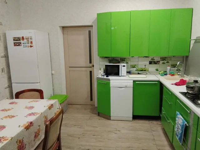 3-комнатная квартира 95 кв.м. Гурьевск г., Степной пер., 13 (фото 14 из 33)