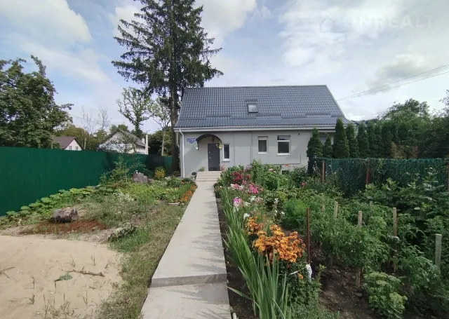 3-комнатная квартира 95 кв.м. Гурьевск г., Степной пер., 13 (фото 3 из 33)