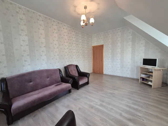 2-комнатная квартира 63 кв.м. Пионерский г., Комсомольская ул., 11 (фото 2 из 25)