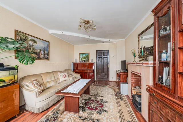 4-комнатная квартира 82 кв.м. Калининград г., Сержанта Щедина ул., 1 (фото 10 из 27)