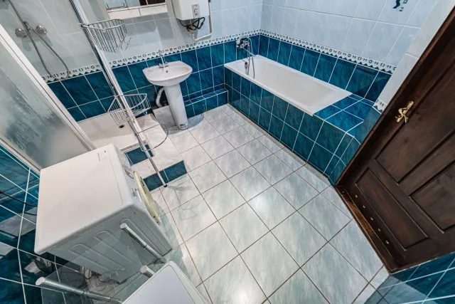 4-комнатная квартира 82 кв.м. Калининград г., Сержанта Щедина ул., 1 (фото 21 из 27)