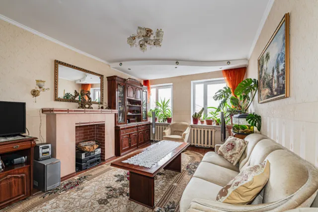 4-комнатная квартира 82 кв.м. Калининград г., Сержанта Щедина ул., 1 (фото 8 из 27)