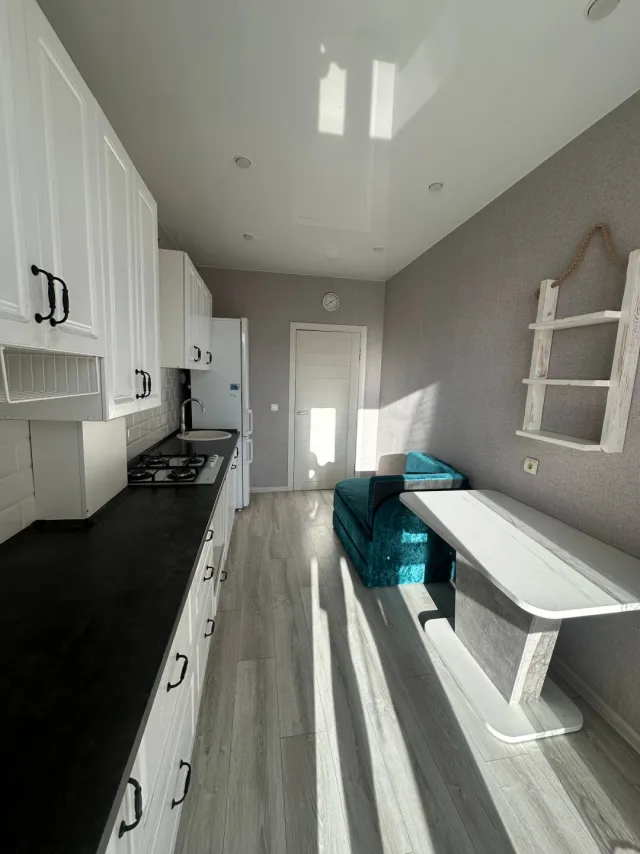 1-комнатная квартира 35 кв.м. Гурьевск г., Каштановая ул., 6 (фото 1 из 18)