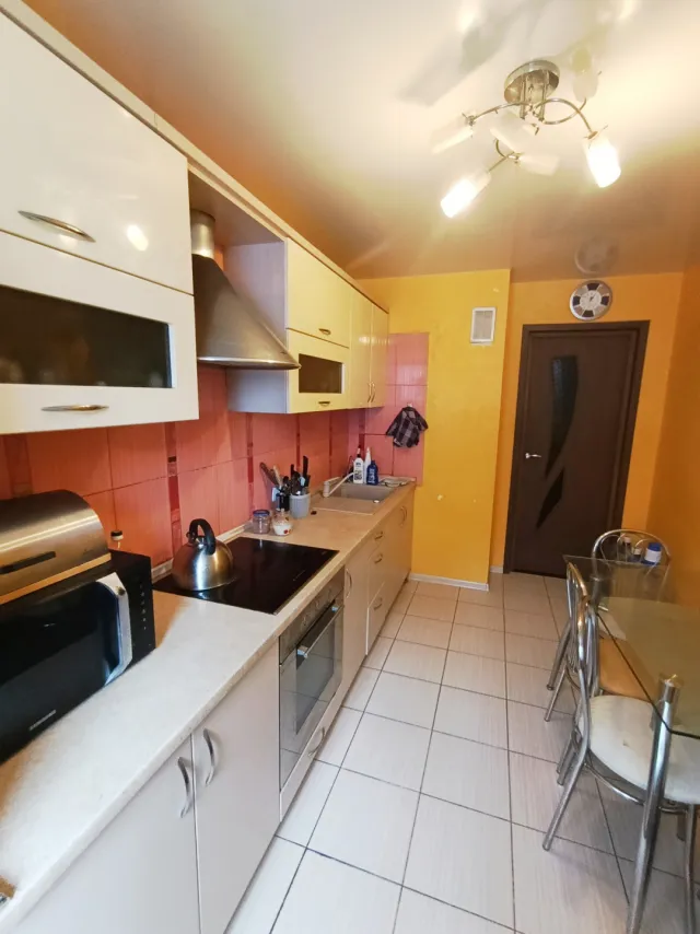 3-комнатная квартира 76 кв.м. Калининград г., В. Фермора ул., 8 (фото 15 из 18)