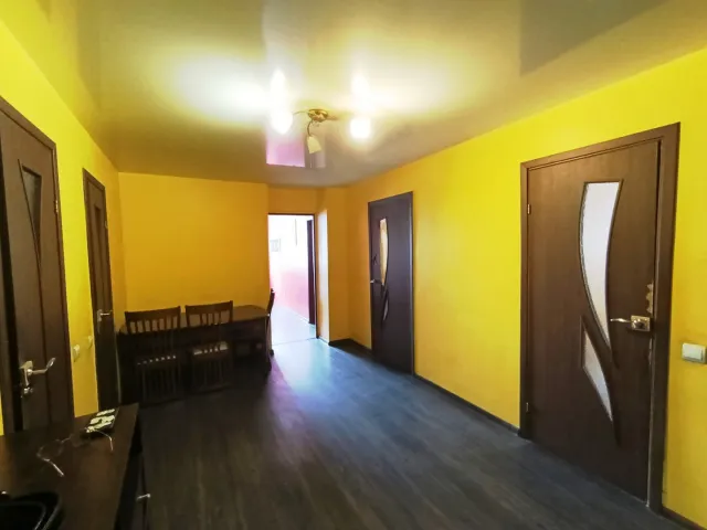 3-комнатная квартира 76 кв.м. Калининград г., В. Фермора ул., 8 (фото 2 из 18)