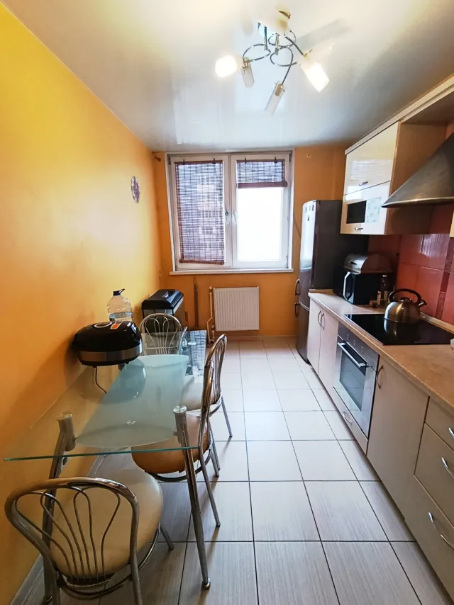 3-комнатная квартира 76 кв.м. Калининград г., В. Фермора ул., 8 (фото 14 из 18)