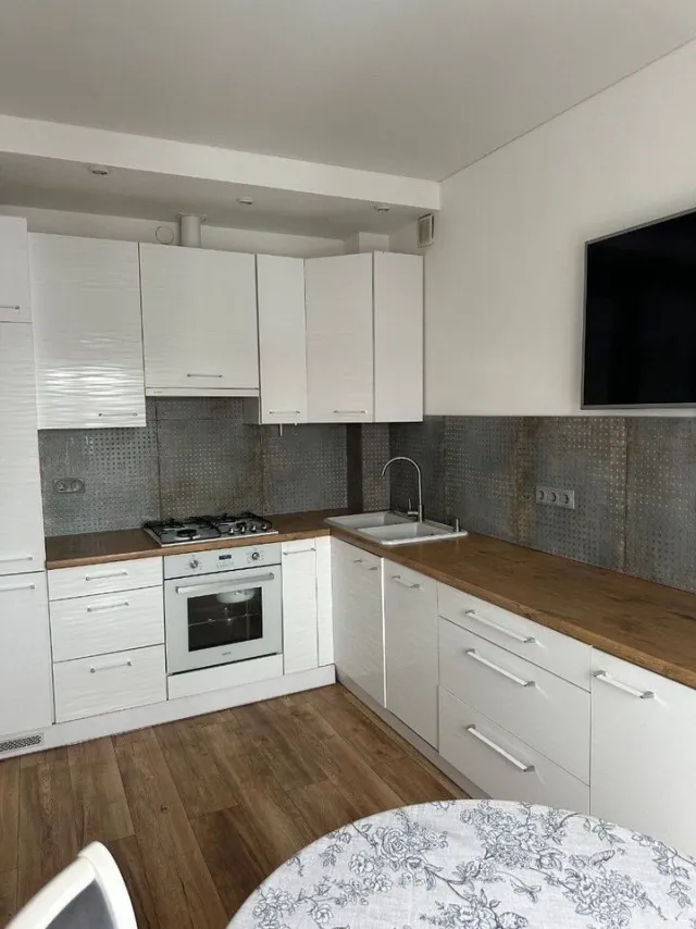 2-комнатная квартира 51.7 кв.м. Пионерский г., Калининградское ш., 3 (фото 2 из 14)