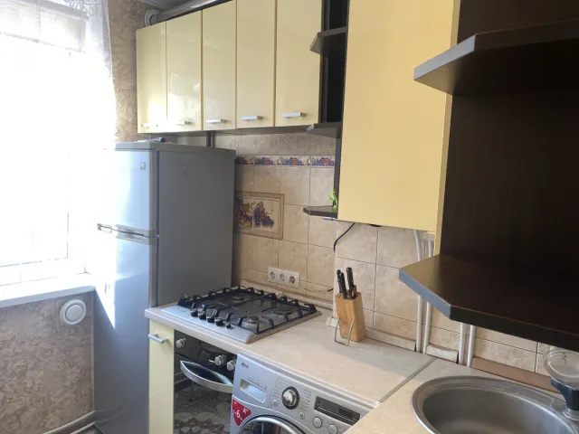 2-комнатная квартира 38 кв.м. Зеленоградск г., Ленина ул., 32 (фото 1 из 27)