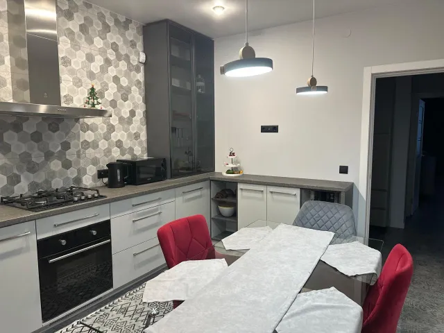 2-комнатная квартира 69 кв.м. Зеленоградск г., Волонтеров ул., 22, к 1 (фото 2 из 21)