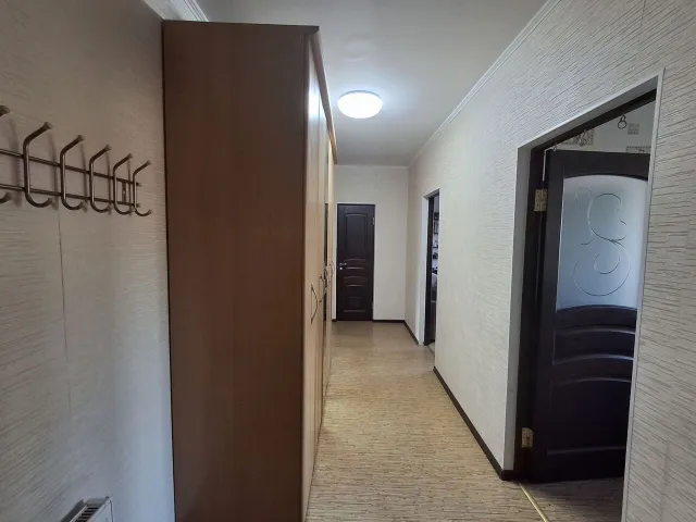 2-комнатная квартира 62.4 кв.м. Пионерский г., Гвардейская ул., 2А (фото 8 из 12)