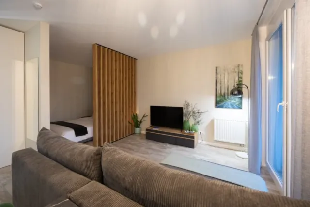 2- комнатные апартаменты 52 кв.м. Светлогорск г., Горького ул., 14 (фото 10 из 14)