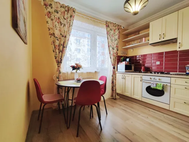 1-комнатная квартира 38 кв.м. Зеленоградск г., Приморская ул., 25 (фото 7 из 31)