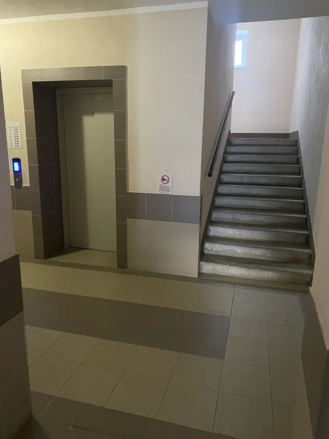 2-комнатная квартира 55.4 кв.м. Зеленоградск г., Окружная ул., 9 (фото 2 из 23)