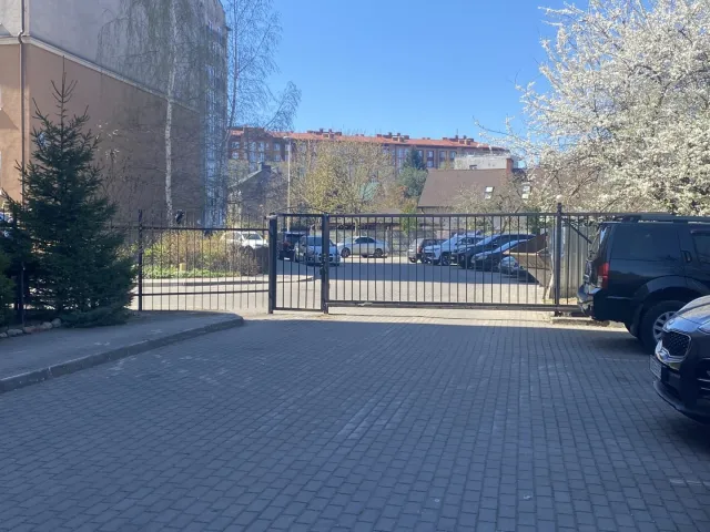 2-комнатная квартира 75.2 кв.м. Калининград г., Шахматная ул., 4а (фото 2 из 27)