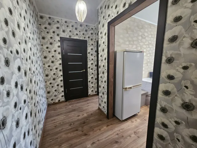 1-комнатная квартира 34 кв.м. Калининград г., Маршала Новикова ул., 13 (фото 3 из 10)