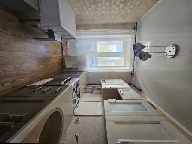 1-комнатная квартира 34 кв.м. Калининград г., Маршала Новикова ул., 13 (фото 2 из 10)