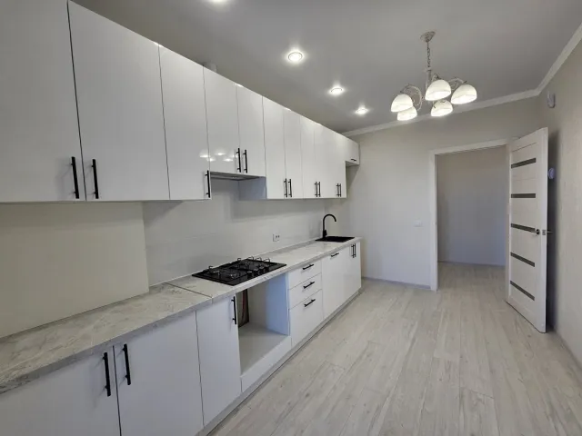 1-комнатная квартира 36 кв.м. Калининград г., Коммунистическая ул., 127 (фото 2 из 14)