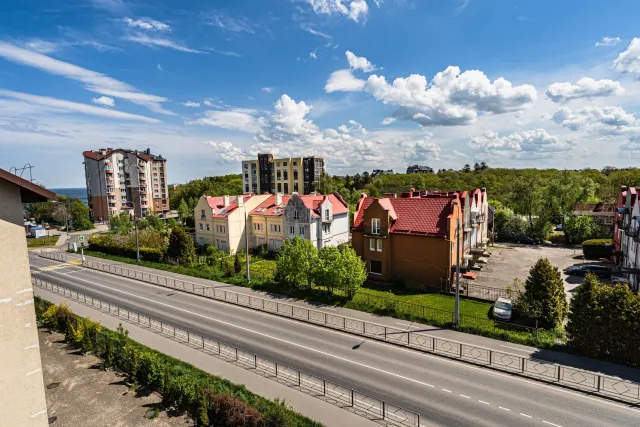 2-комнатная квартира 71.1 кв.м. Пионерский г., Набережная ул., 2А (фото 4 из 33)
