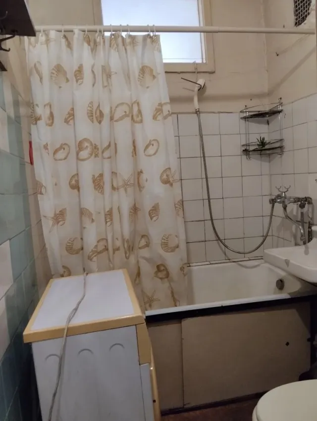 2-комнатная квартира 41.9 кв.м. Калининград г., Красносельская ул., 8 (фото 8 из 10)