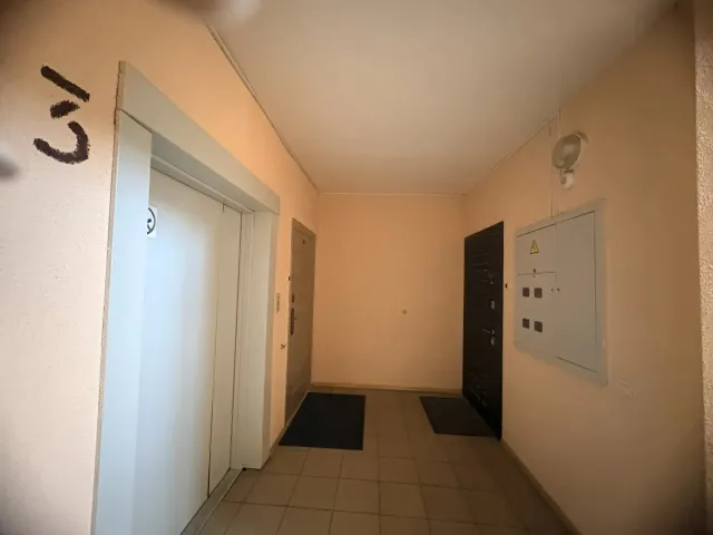 2-комнатная квартира 74.4 кв.м. Калининград г., Олега Кошевого ул., 17 (фото 9 из 15)