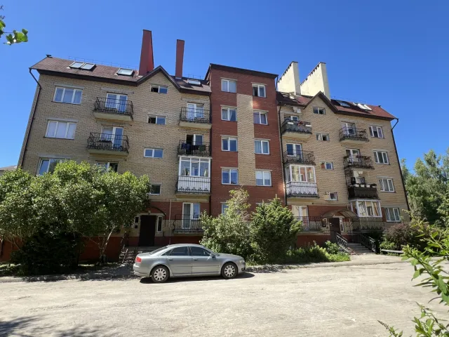 3-комнатная квартира 83 кв.м. Гурьевск г., Янтарная ул., 5 (фото 2 из 32)