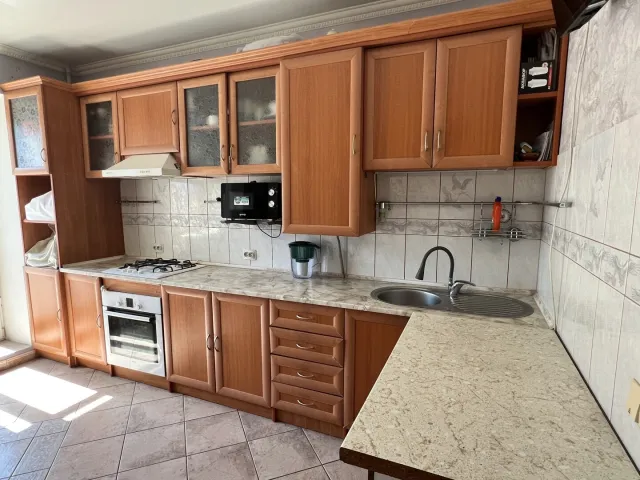3-комнатная квартира 83 кв.м. Гурьевск г., Янтарная ул., 5 (фото 3 из 32)