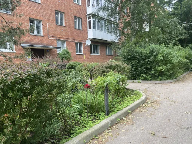 3-комнатная квартира 50.5 кв.м. Зеленоградск г., Садовая ул., 34 (фото 2 из 31)