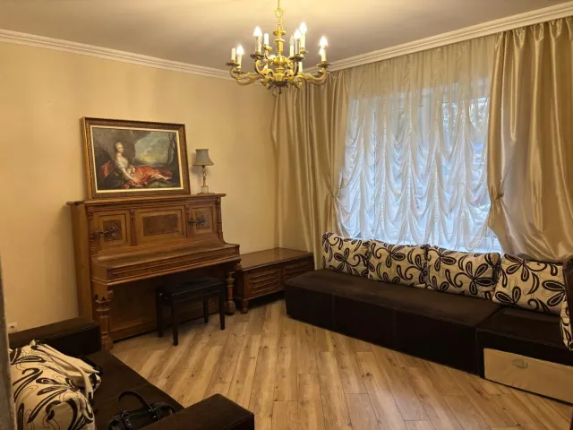 3-комнатная квартира 62.2 кв.м. Светлогорск г., Тихая ул., 7 (фото 1 из 21)