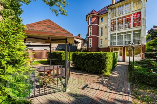 3-комнатная квартира 130 кв.м. Пионерский г., Пионерская ул., 6Б (фото 7 из 50)
