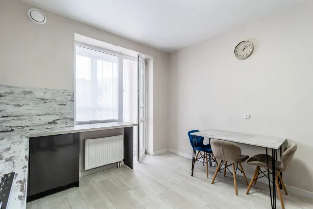 2-комнатная квартира 62 кв.м. Калининград г., Суздальская ул., 11 (фото 2 из 40)
