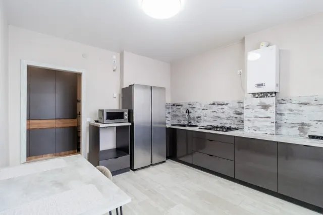 2-комнатная квартира 62 кв.м. Калининград г., Суздальская ул., 11 (фото 1 из 40)
