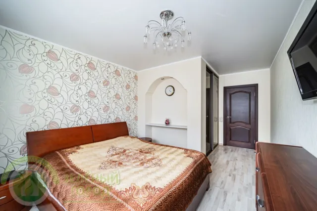 3-комнатная квартира 77 кв. м Калининград, улица Юрия Гагарина,111