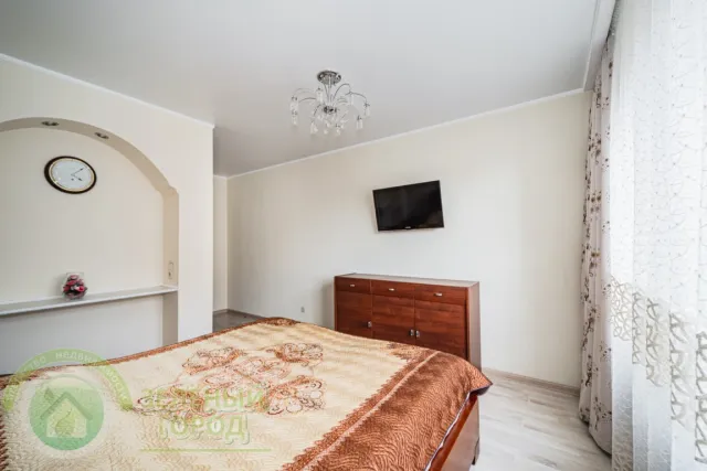 3-комнатная квартира 77 кв. м Калининград, улица Юрия Гагарина,111