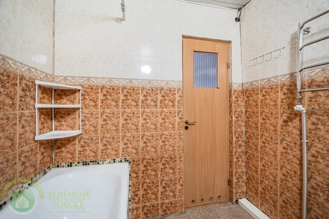 4-комнатная квартира 84 кв. м посёлок Романово, Советская улица,12
