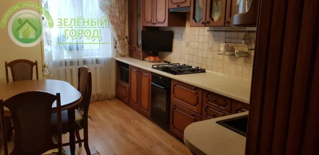 3-комнатная квартира 80 кв. м Зеленоградск, Садовая улица,21