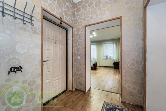 4-комнатная квартира 108 кв. м Калининград, Краснодонская улица,8