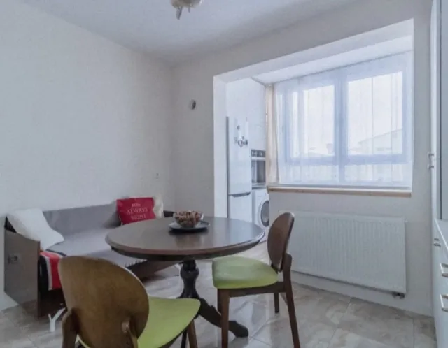 2-комнатная квартира 59 кв. м Гурьевск, Каштановая улица,13Г