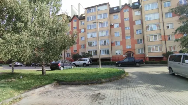 2-комнатная квартира 84 кв. м Гурьевск, Советская улица,20