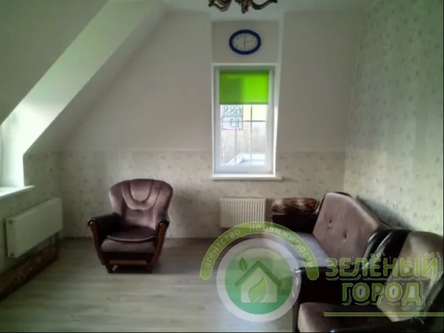 2-комнатная квартира 63 кв. м Пионерский, Комсомольская улица,11