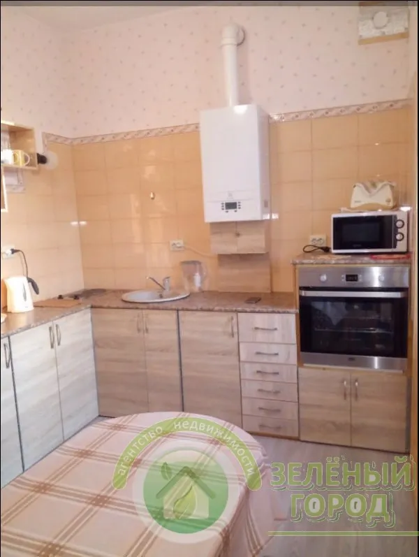 2-комнатная квартира 63 кв. м Пионерский, Комсомольская улица,11