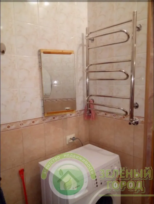 2-комнатная квартира 63 кв. м Пионерский, Комсомольская улица,11