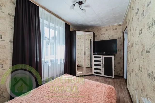 3-комнатная квартира 67 кв. м Пионерский, улица Рензаева,10
