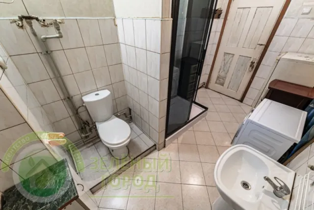 3-комнатная квартира 67 кв. м Пионерский, улица Рензаева,10