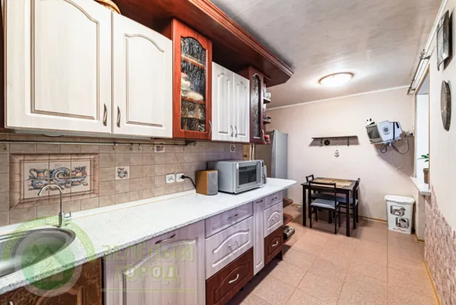 3-комнатная квартира 62 кв. м Зеленоградск, улица Сибирякова,17