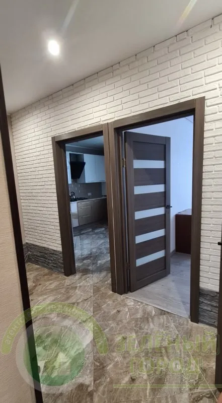 2-комнатная квартира 65 кв. м Пионерский, улица Генерала Ракова,2