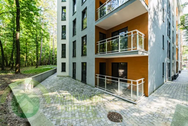 2-комнатная квартира 64 кв. м Светлогорск, Кленовая улица,2