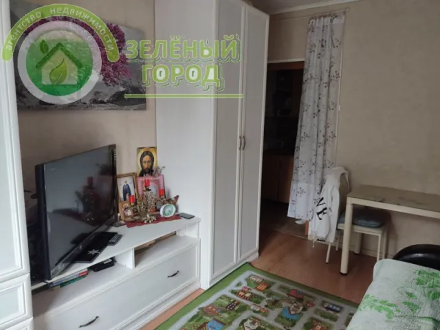 2-комнатная квартира 36 кв. м посёлок Каменка, Заводская улица,3